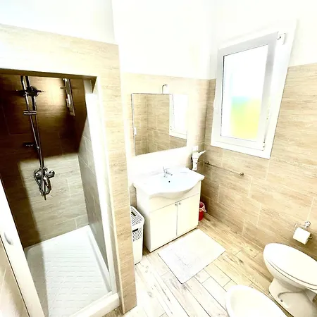 Vista Mare Con Giardino E Parcheggio بيت للعطل *