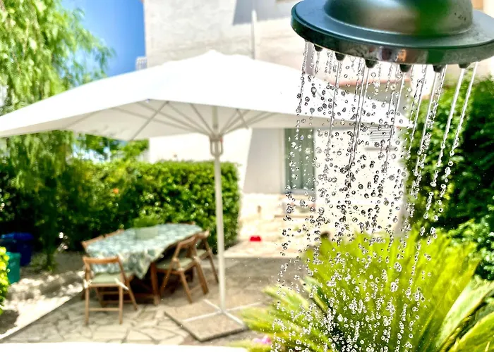 Vista Mare Con Giardino E Parcheggio Holiday home